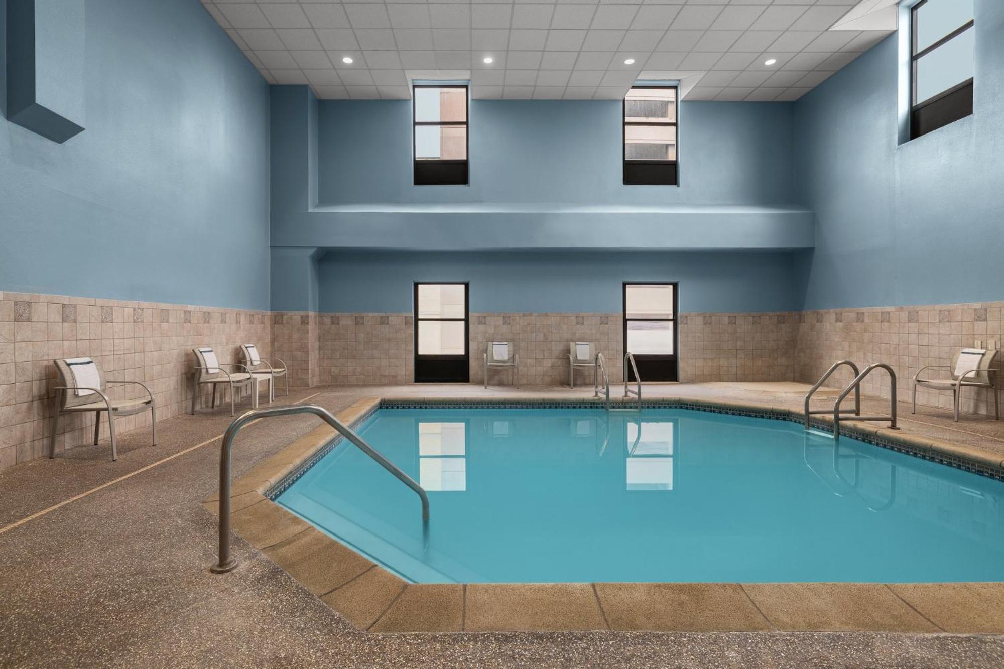 Holiday Inn Dubuque/Galena By Ihg Luaran gambar